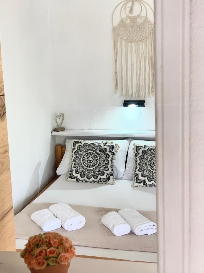Thanos Rooms 아릴라스 외부 사진